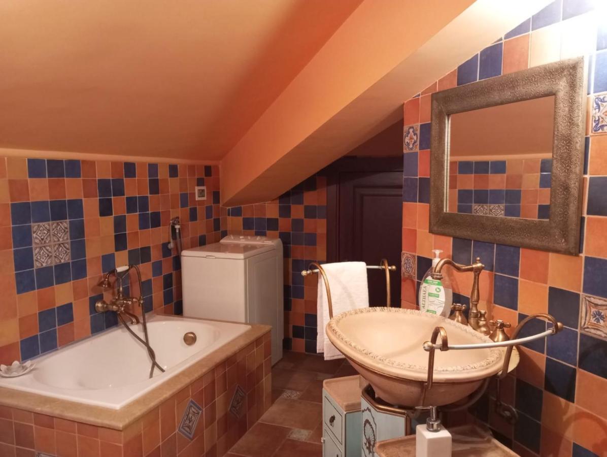 Apartamento La Casa Di Enza Santa Margherita di Belice Exterior foto